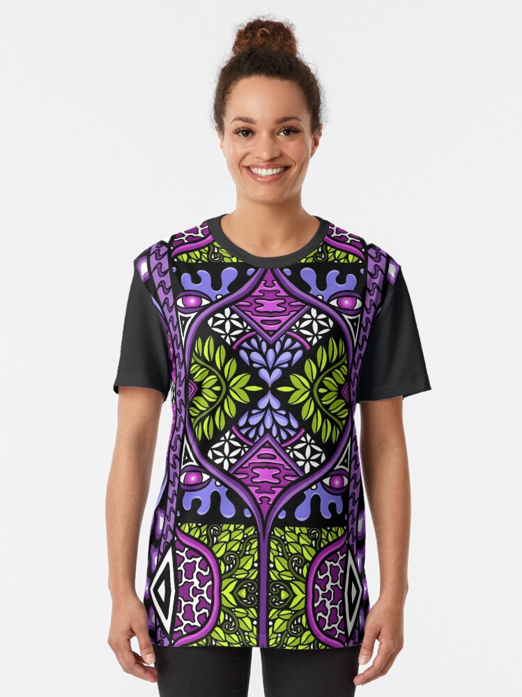 A Bit Figgy Graphic T-Shirt