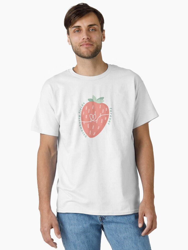 "Strawberry fields forever" Pastell Print Classic T-Shirt