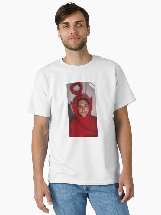 funny niall horan selfie the show tour Classic T-Shirt Style001