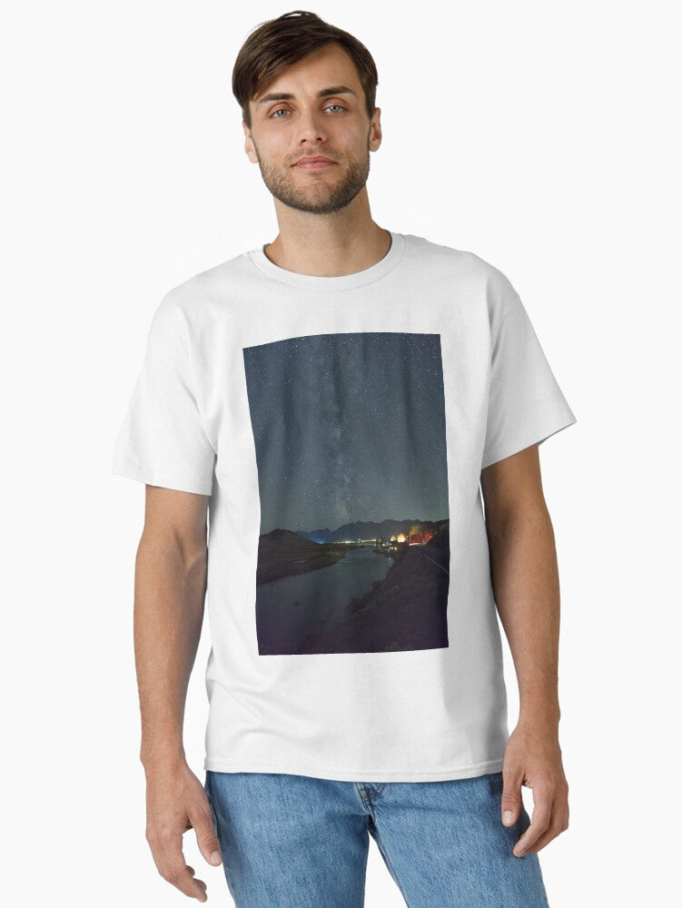 850_7808 Classic T-Shirt