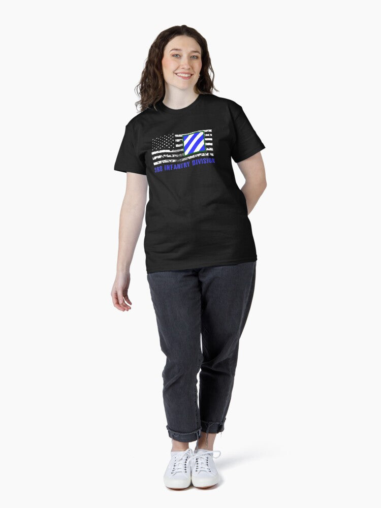 3rd Infantry Division (Distressed Flag) Classic T-Shirt