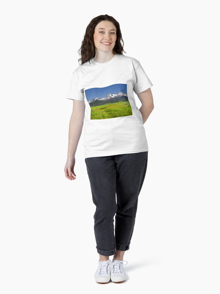850_1895 Classic T-Shirt