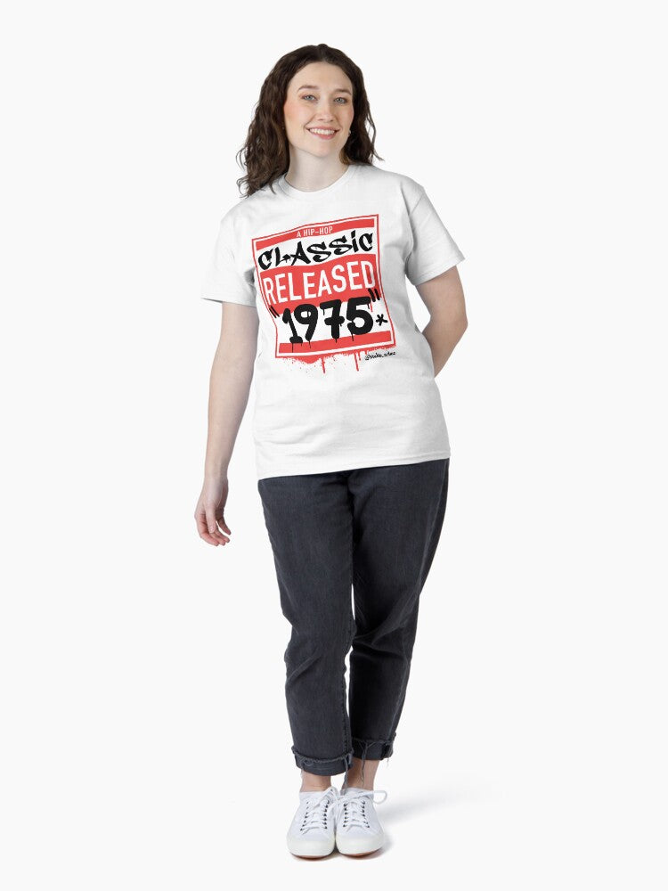 1975 Hip Hop born year artwork for all old school Hip Hop lovers. Classic T-Shirt Style001