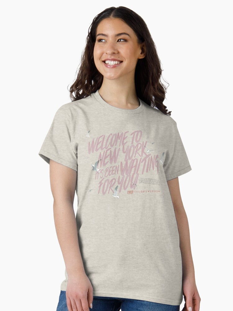 1989 | TAYLORS VERSION Inspired | Wall Art Home rep CD Decor | HECKINFAROUT Classic T-Shirt