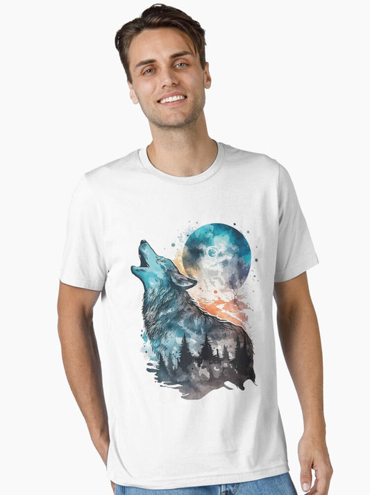 A Majestic Wolf Howling at the Moon Essential T-Shirt