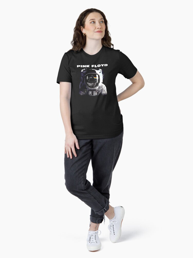 Dark Side of the Moon Astronaut Essential T-Shirt Style001
