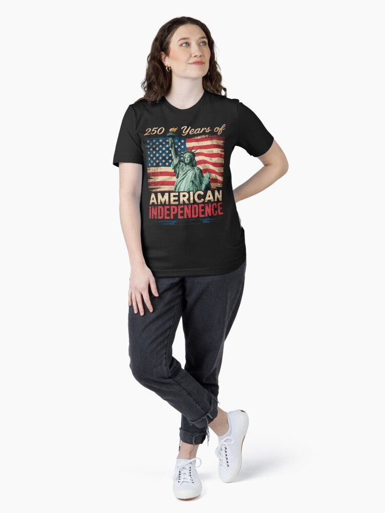 250 Years of American Independence Statue of Liberty US Flag Essential T-Shirt