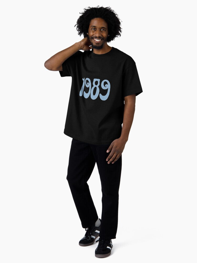 1989 blue taylor Oversized T-Shirt