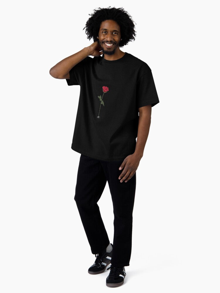 "A red rose grew up out of ice frozen ground" Taylor Swift The Lakes Lineart Oversized T-Shirt