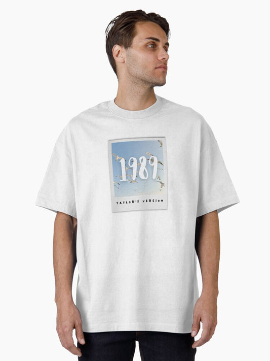 1989 TV Oversized T-Shirt