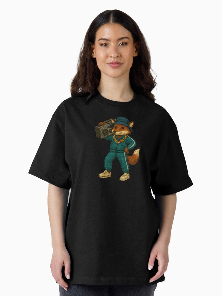 90s Hip-Hop Fox – Boombox Beats & Golden Chain Oversized T-Shirt