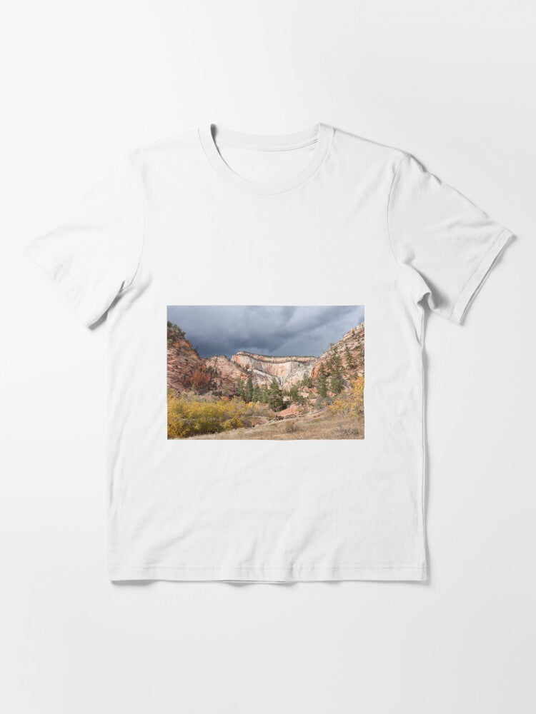 A Small Valley in Zion Essential T-Shirt